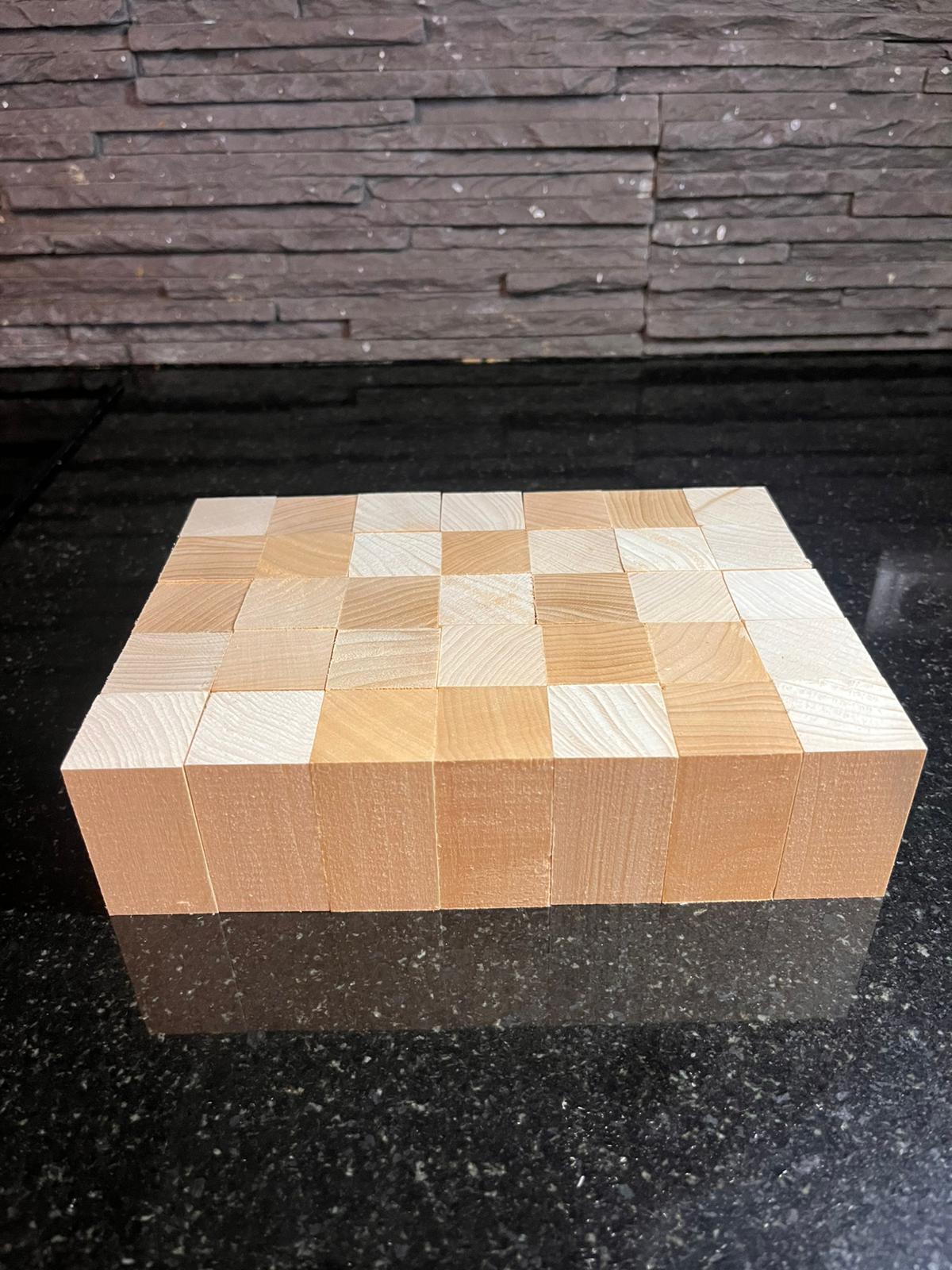 Drewno lipowe do rzeźbienia 35szt "Zestaw Szachowy"